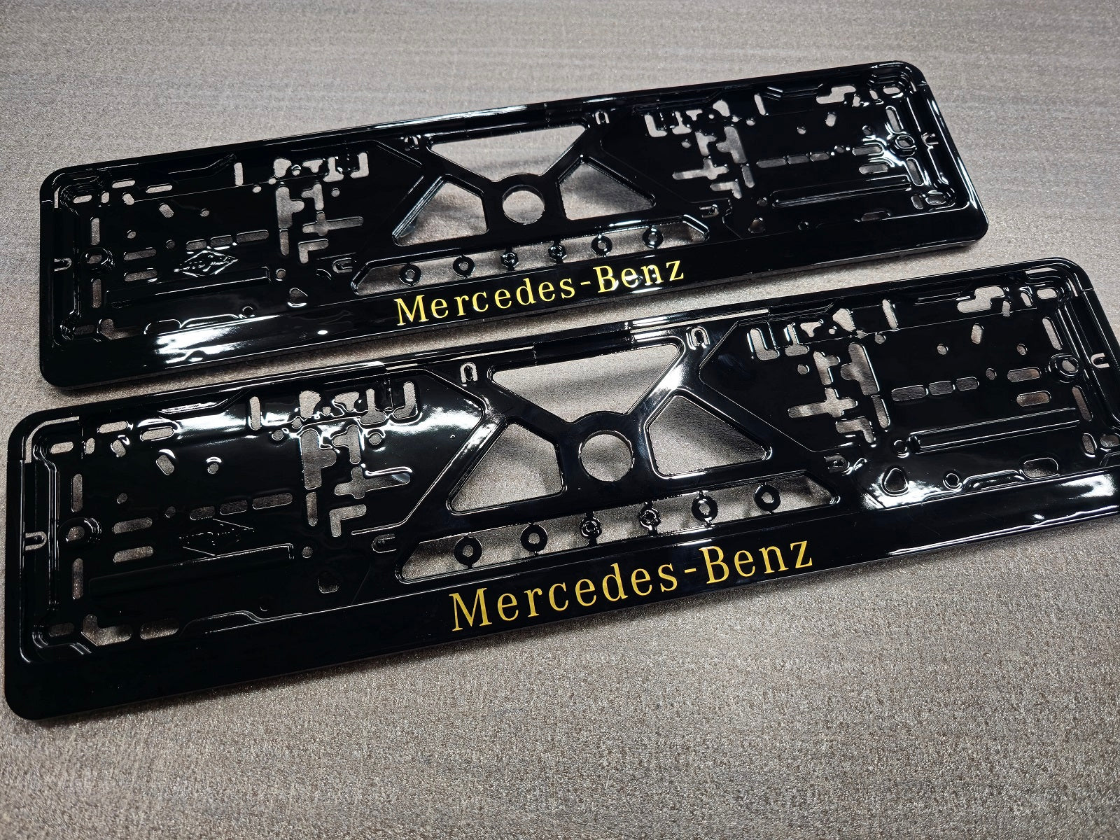 Mercedes Benz car number plate holder frame surround Piano Black