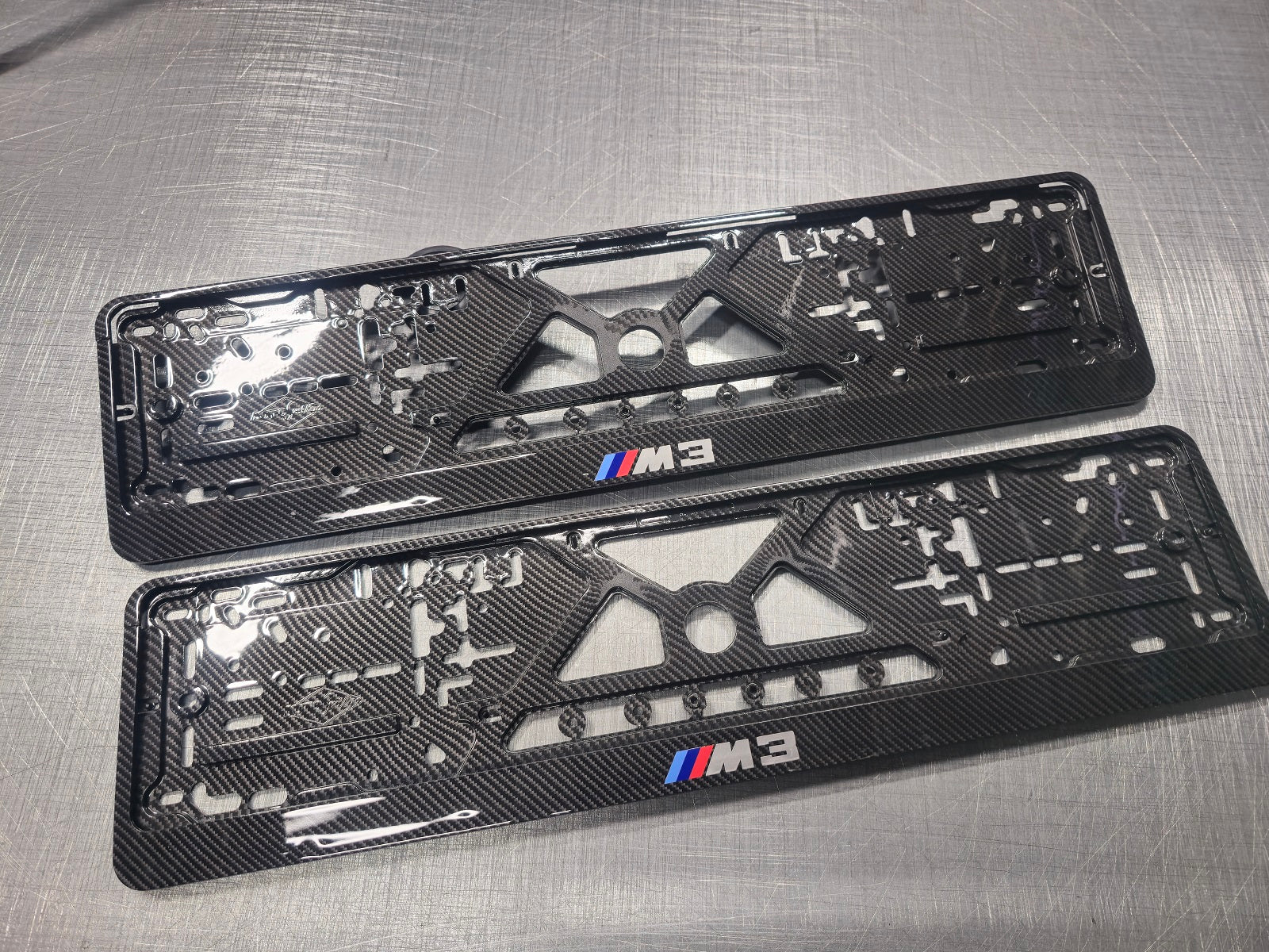 BMW M3 car number plate holder frame surround carbon