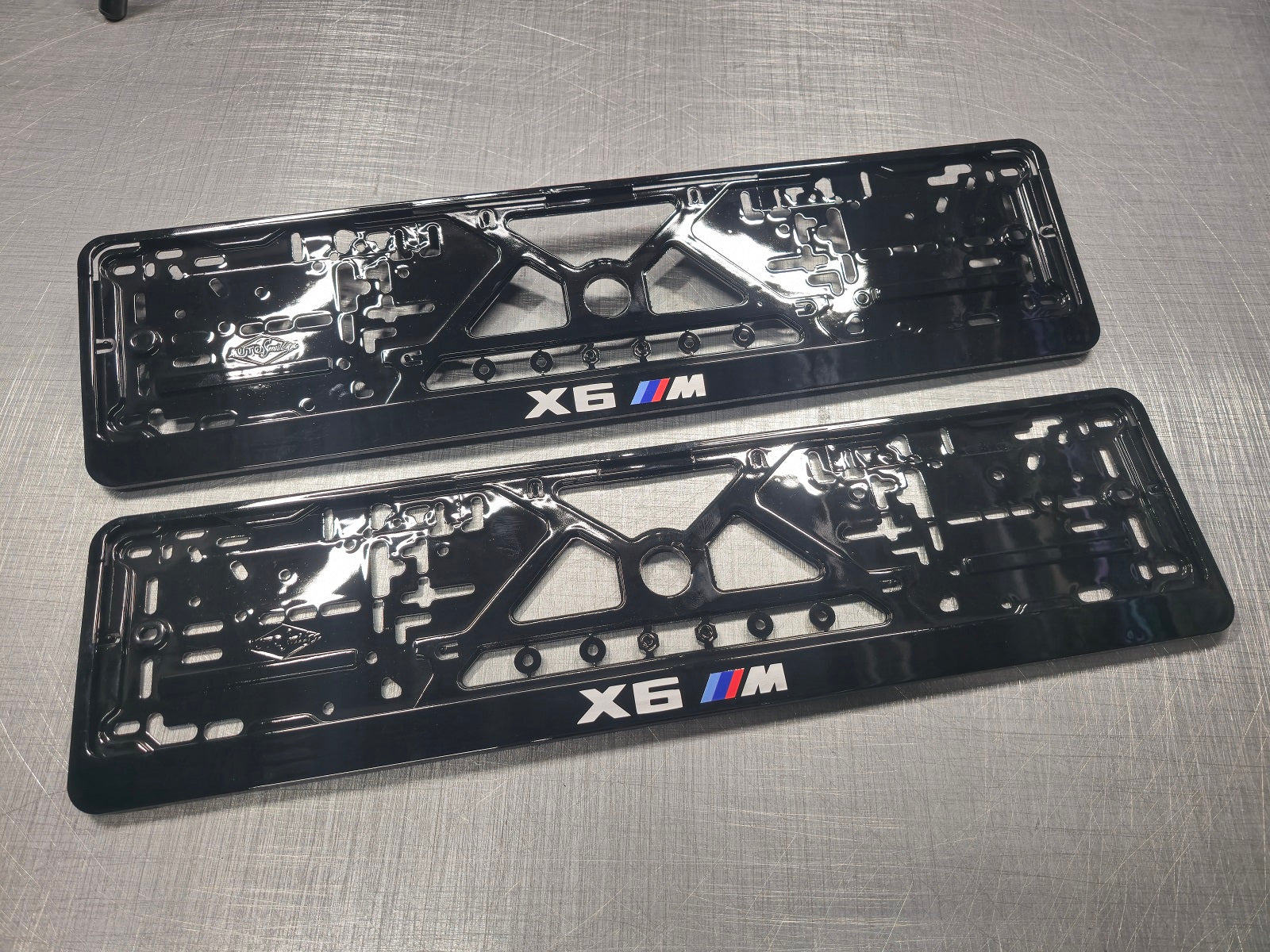 BMW X6M car number plate holder frame surround Piano Black