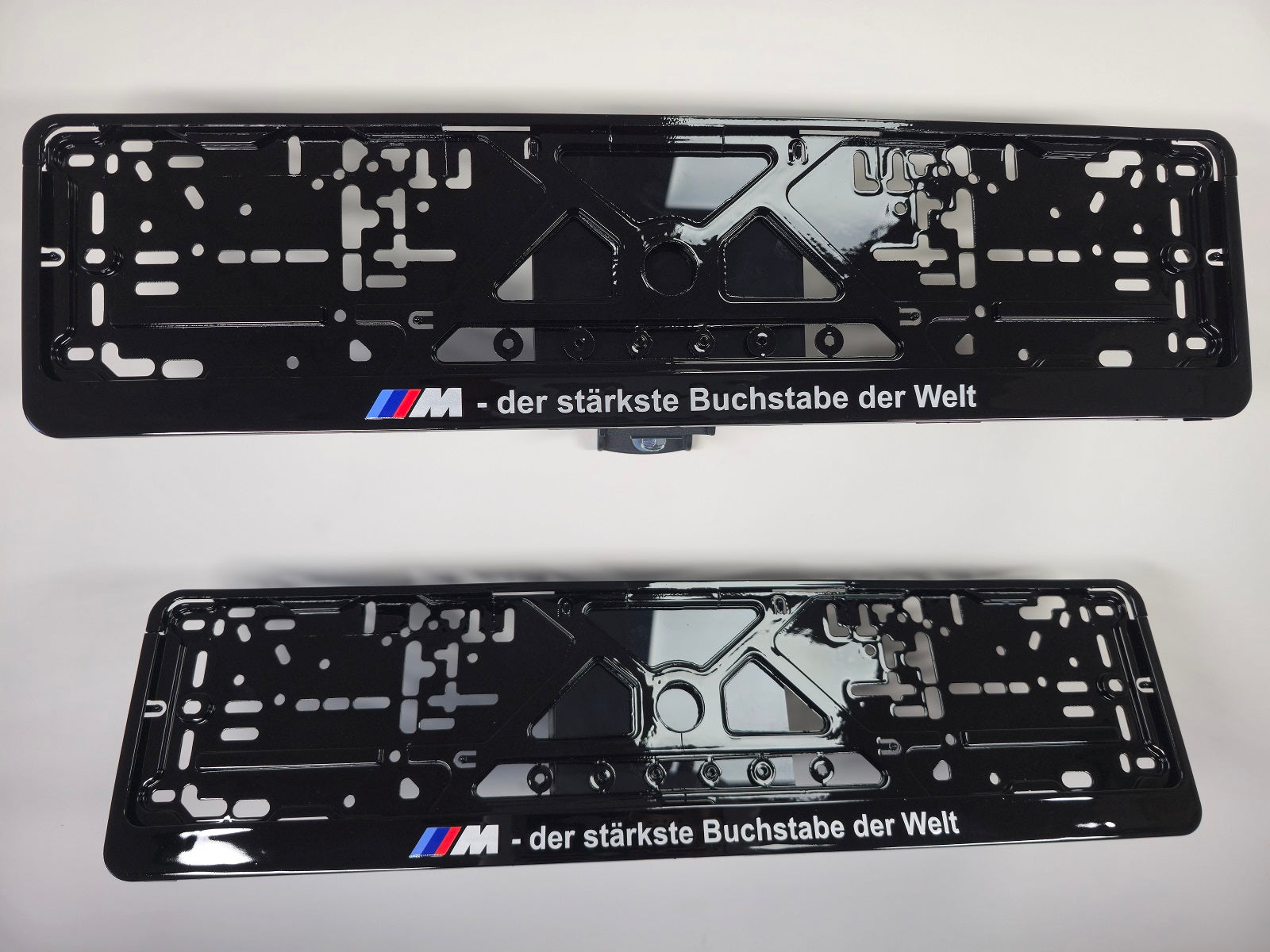 BMW Der Welt car number plate holder frame surround Piano Black
